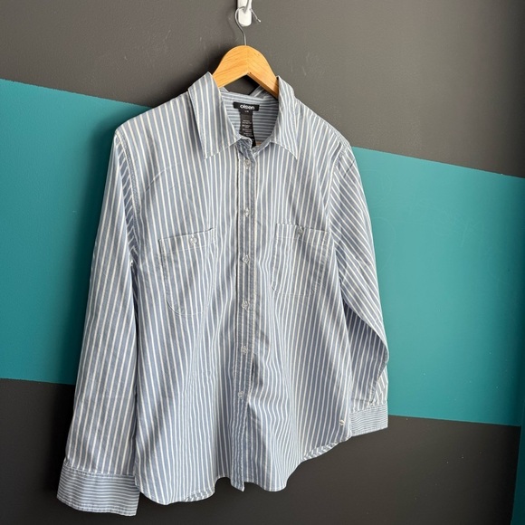Olsen stripped Gray and White Button Down Shirt with Crisp Cotton Blend - Picture 2 of 8